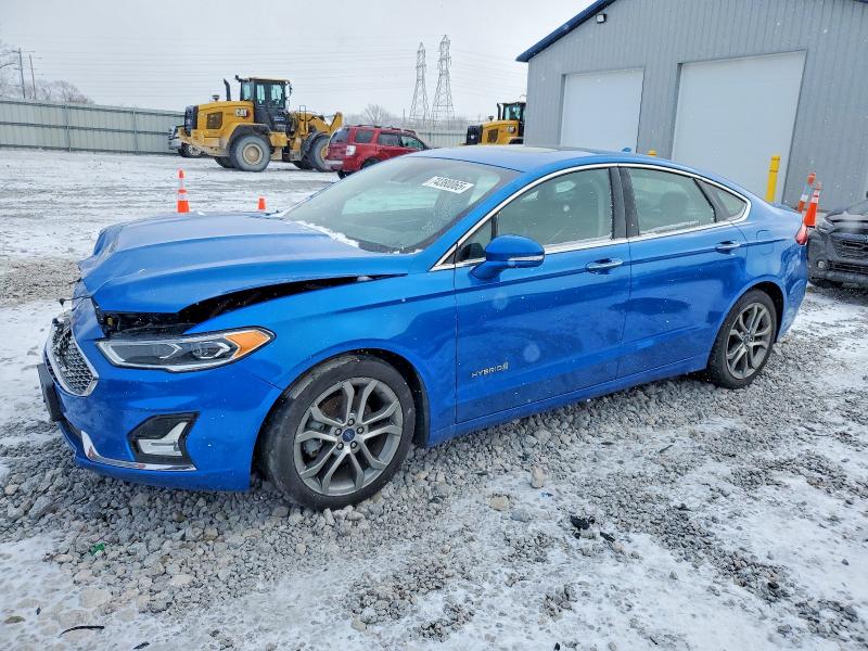 FORD FUSION TIT 2019 with VIN 3FA6P0RU0KR137833 - Photo from auction