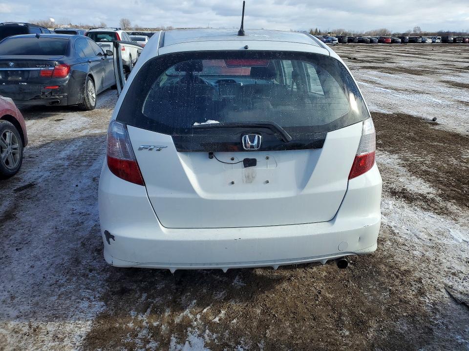 Photo 6 from auction – 2013 HONDA FIT with VIN JHMGE8H33DC045000