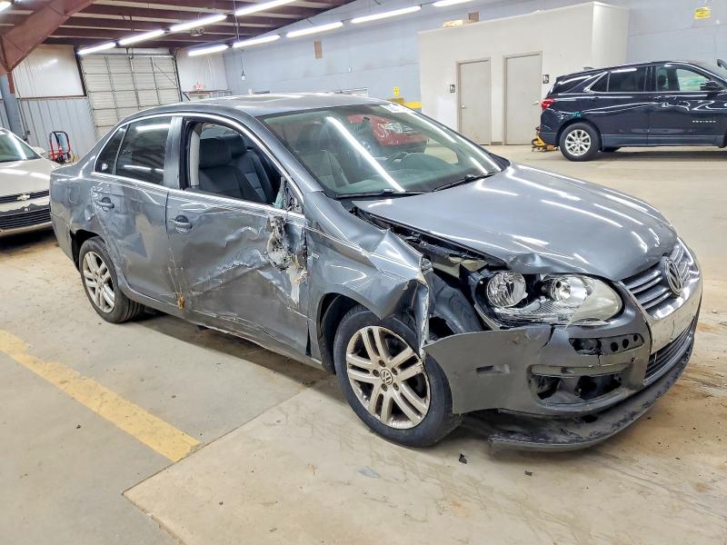 Photo 4 from auction – 2007 VOLKSWAGEN JETTA WOLF with VIN 3VWEG71K57M134369