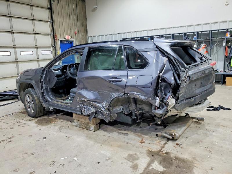 Photo 2 from auction – 2024 TOYOTA RAV4 XLE with VIN 2T3P1RFV8RC478065