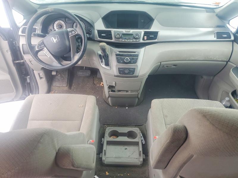 Photo 8 from auction – 2016 HONDA ODYSSEY LX with VIN 5FNRL5H24GB024153