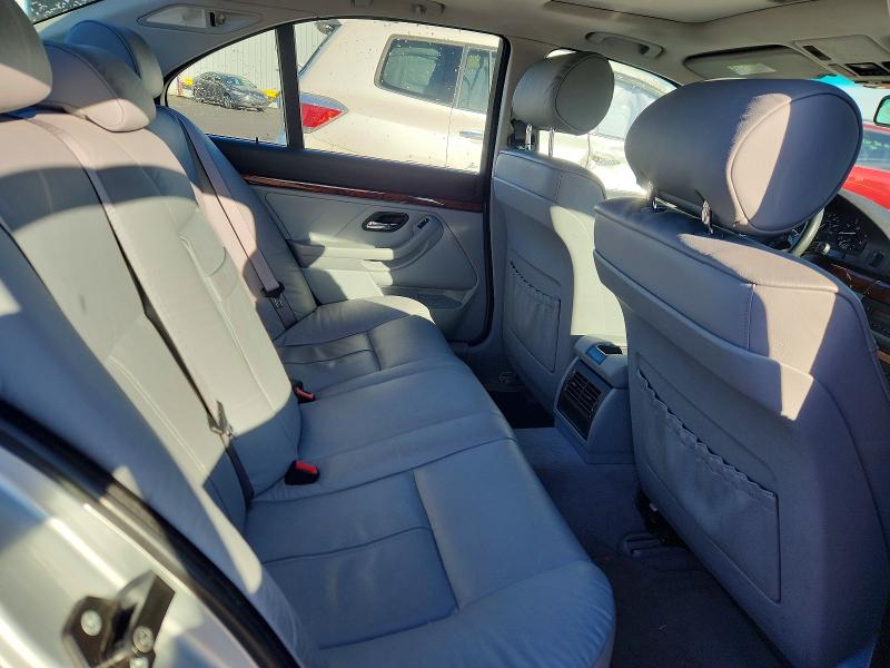 Photo 10 from auction – 2003 BMW 525 with VIN WBADT434X3G032719