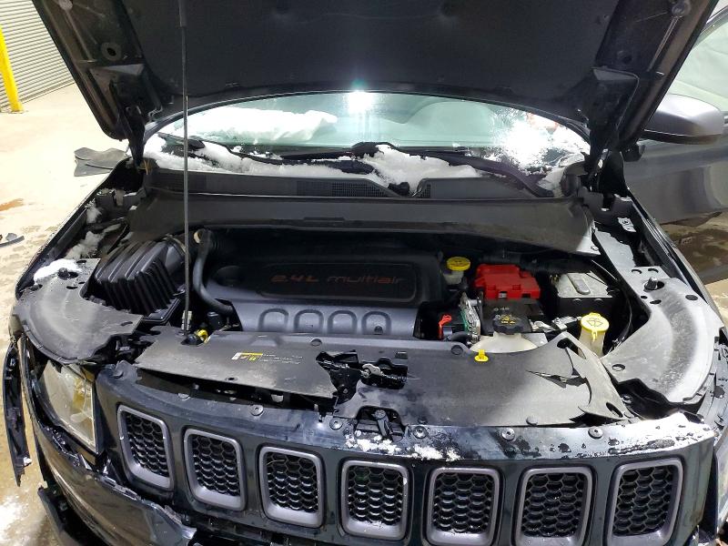 Photo 12 from auction – 2021 JEEP COMPASS with VIN 3C4NJDEB2MT575231