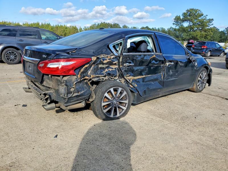 Photo 3 from auction – 2017 NISSAN ALTIMA 2.5 with VIN 1N4AL3AP1HC290550