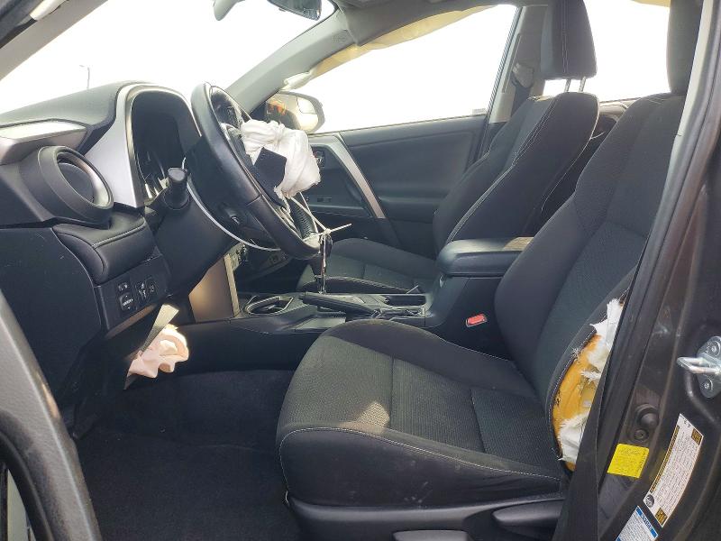 Photo 7 from auction – 2017 TOYOTA RAV4 with VIN JTMRFREV2HJ121536