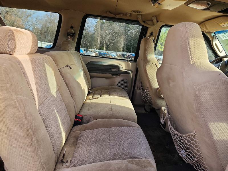 Photo 11 from auction – 2004 FORD EXCURSION with VIN 1FMNU41LX4EB57503