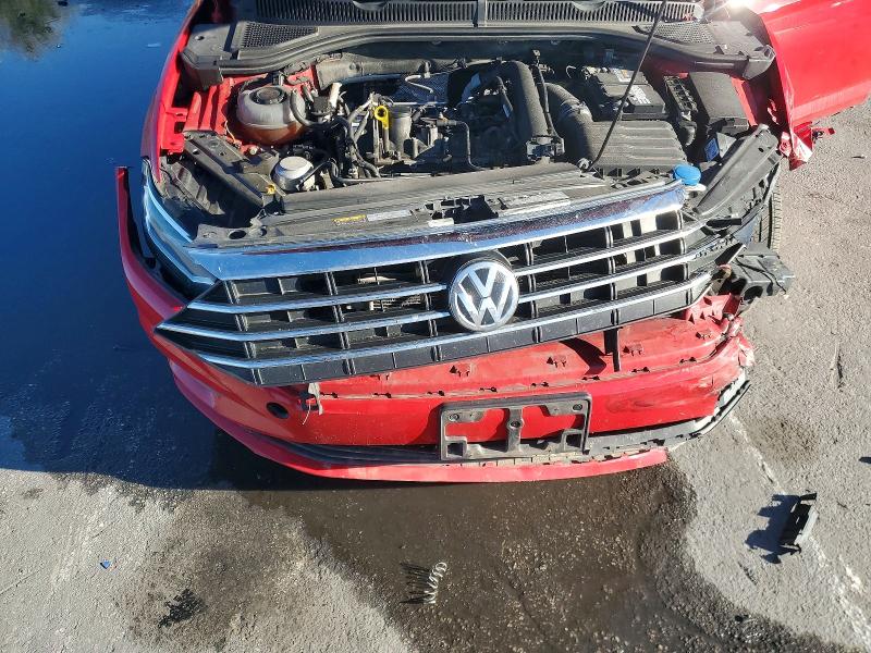 Photo 11 from auction – 2019 VOLKSWAGEN JETTA with VIN 3VWCB7BU5KM158301