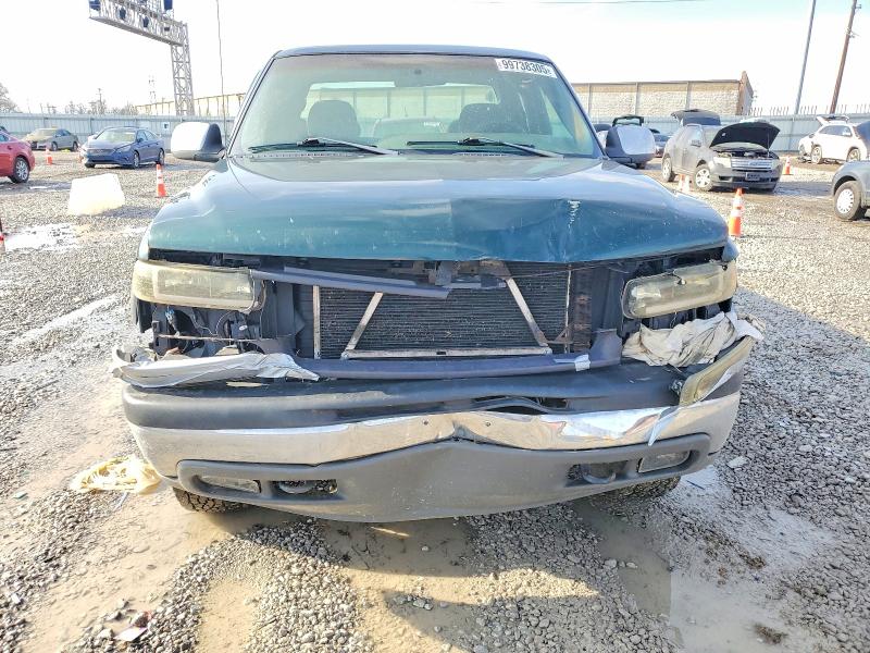 Photo 5 from auction – 2002 CHEVROLET SILVERADO with VIN 2GCEK19V221417258