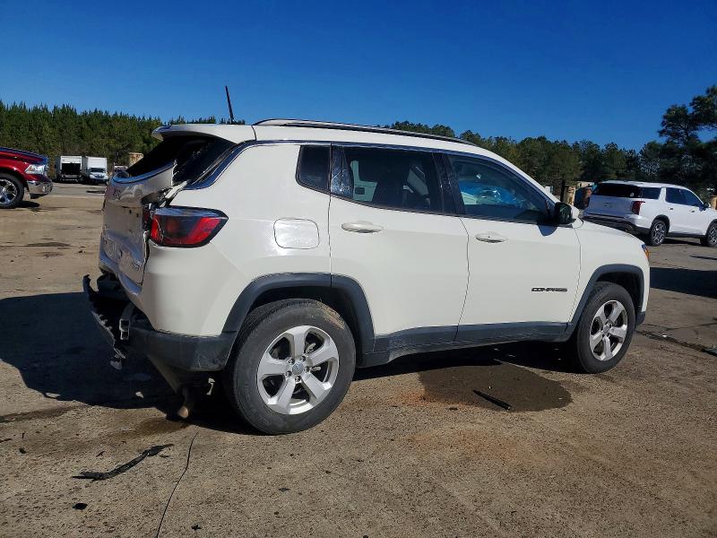 Photo 3 from auction – 2018 JEEP COMPASS LA with VIN 3C4NJDBB0JT418927