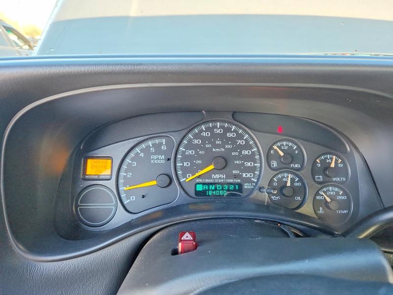 Photo 9 from auction – 2000 GMC NEW SIERRA with VIN 2GTEC19T1Y1370972