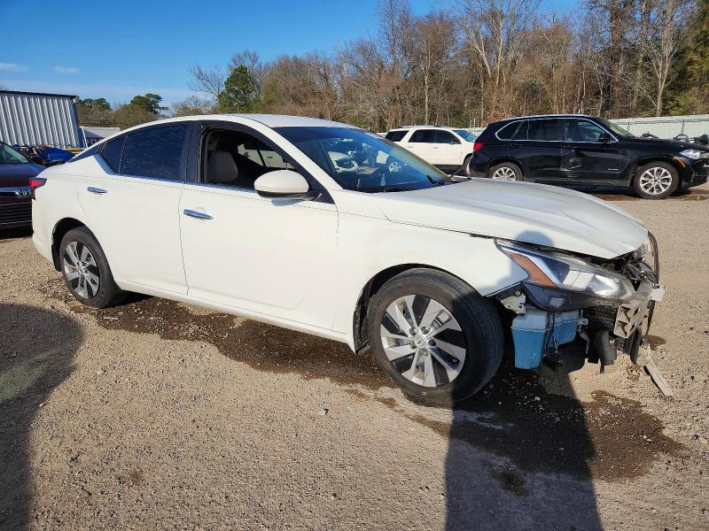 Photo 4 from auction – 2019 NISSAN ALTIMA with VIN 1N4BL4BV0KC253942