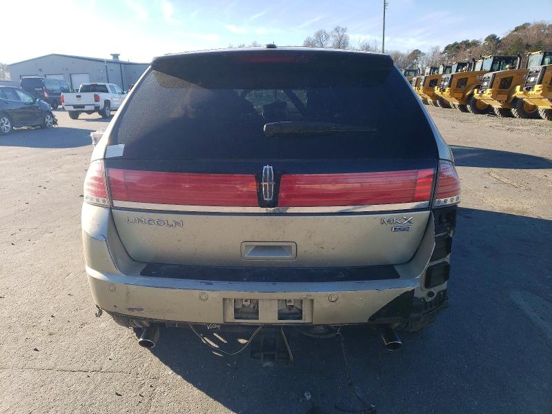 Photo 6 from auction – 2010 LINCOLN MKX with VIN 2LMDJ8JC8ABJ25821