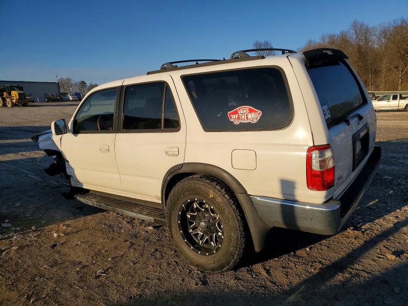 Photo 2 from auction – 1998 TOYOTA 4RUNNER SR with VIN JT3HN86R4W0144446