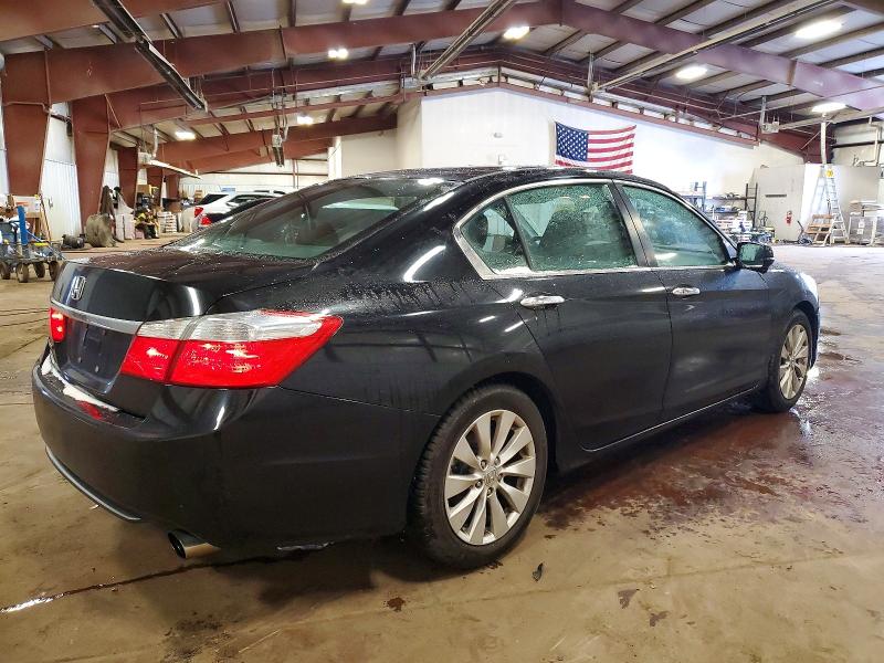 Photo 3 from auction – 2014 HONDA ACCORD EX with VIN 1HGCR2F74EA204242