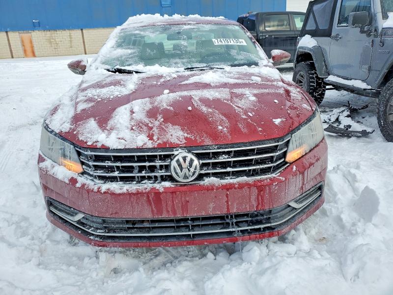 Photo 5 from auction – 2017 VOLKSWAGEN PASSAT SE with VIN 1VWBT7A32HC041173