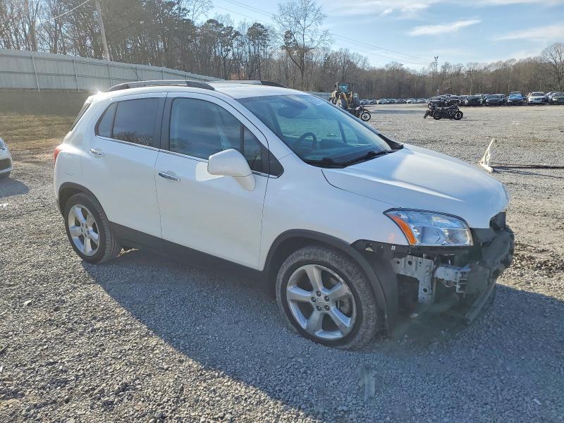Photo 4 from auction – 2015 CHEVROLET TRAX LTZ with VIN KL7CJNSB1FB088654