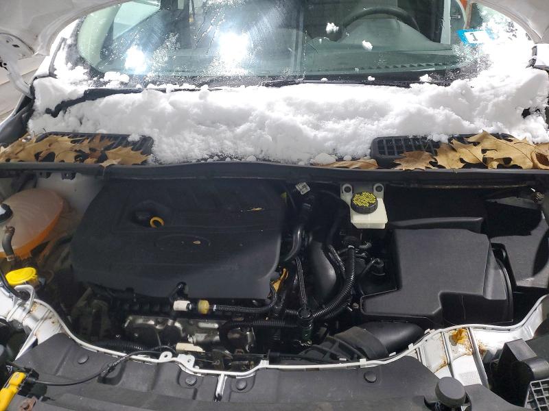 Photo 12 from auction – 2017 FORD ESCAPE SE with VIN 1FMCU9GDXHUB05742