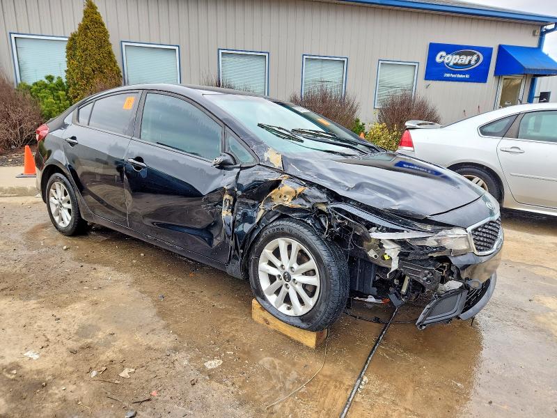 Photo 4 from auction – 2017 KIA FORTE with VIN 3KPFL4A74HE106961