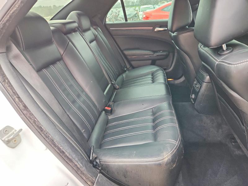 Photo 10 from auction – 2013 CHRYSLER 300 S with VIN 2C3CCABG1DH658095
