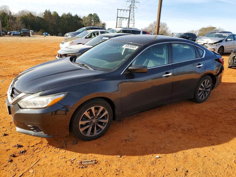 NISSAN ALTIMA 2.5 2017 with VIN 1N4AL3AP0HC194618 - Photo from auction
