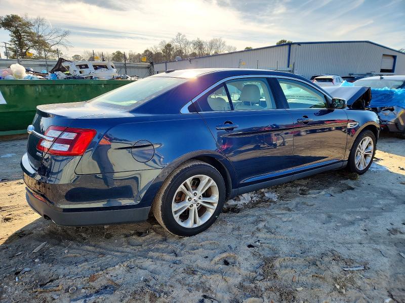 Photo 3 from auction – 2016 FORD TAURUS SEL with VIN 1FAHP2E85GG157152