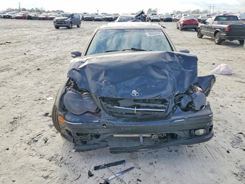 Photo 5 from auction – 2007 MERCEDES-BENZ C with VIN WDBRF52H97F916333