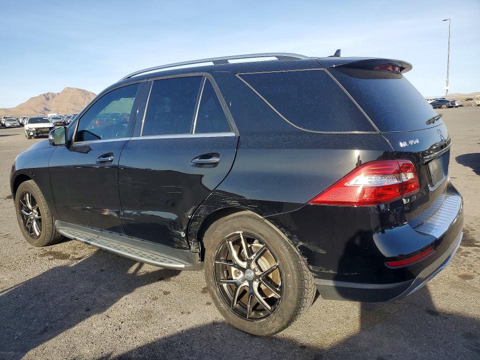 Photo 2 from auction – 2015 MERCEDES-BENZ ML with VIN 4JGDA5JB0FA619174