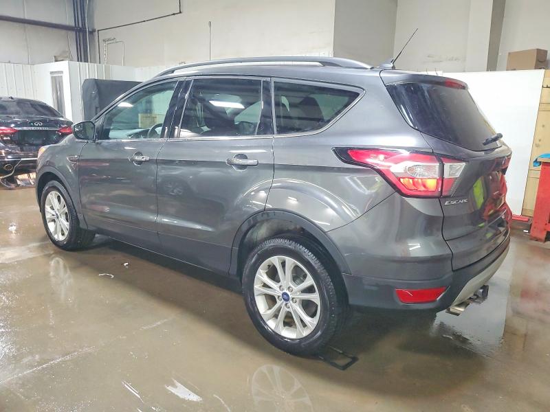 Photo 2 from auction – 2018 FORD ESCAPE with VIN 1FMCU0GD5JUD01511