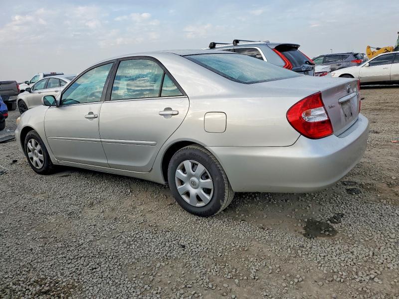 Photo 2 from auction – 2004 TOYOTA CAMRY LE with VIN 4T1BE32K74U901693