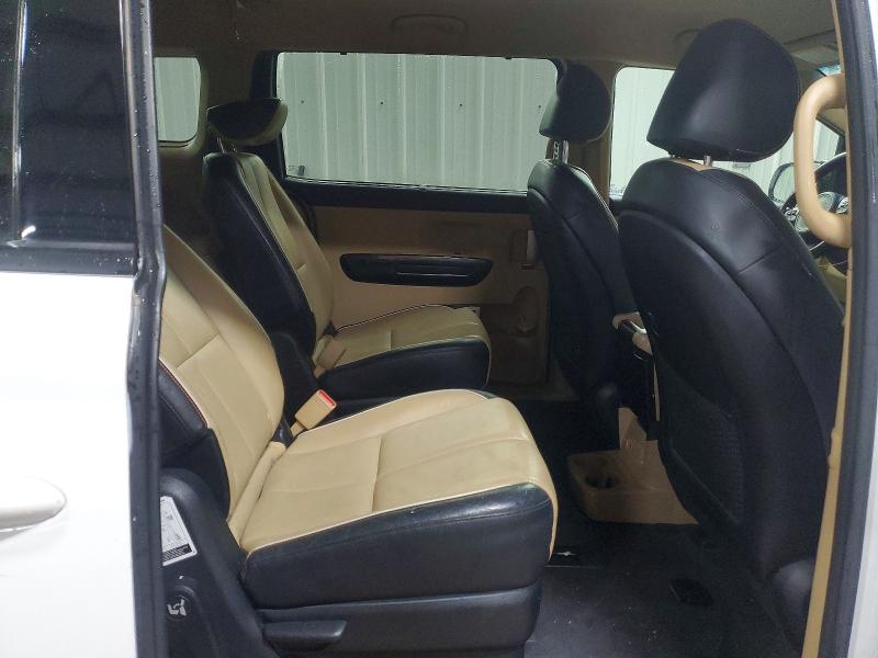 Photo 11 from auction – 2016 KIA SEDONA with VIN KNDMC5C14G6135337