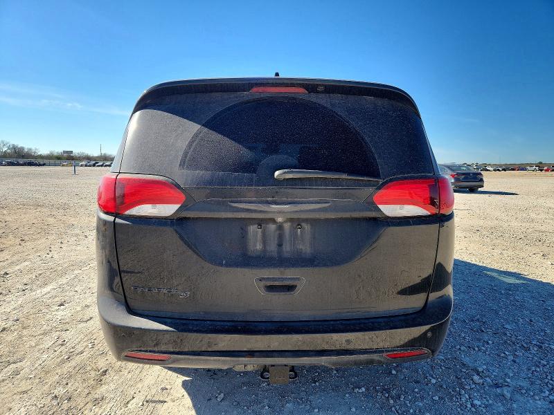 Photo 6 from auction – 2018 CHRYSLER PACIFICA with VIN 2C4RC1BGXJR350791