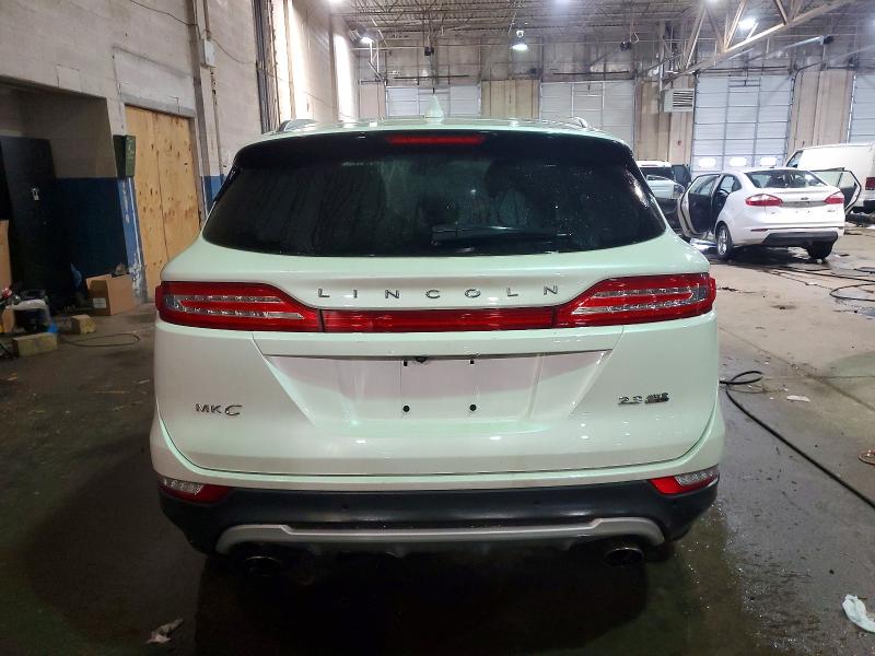 Photo 6 from auction – 2015 LINCOLN MKC with VIN 5LMTJ2AHXFUJ45759