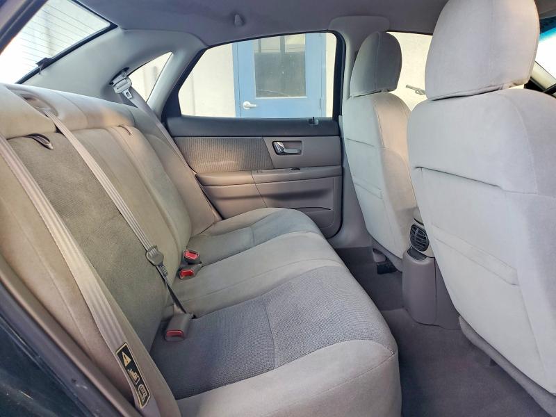 Photo 10 from auction – 2001 FORD TAURUS SES with VIN 1FAFP55S61A123977