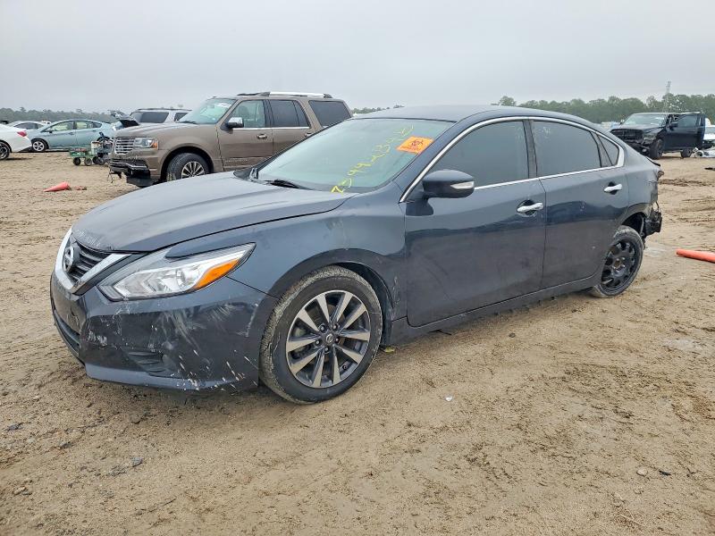 NISSAN ALTIMA 2.5 2017 with VIN 1N4AL3AP5HC212174 - Photo from auction