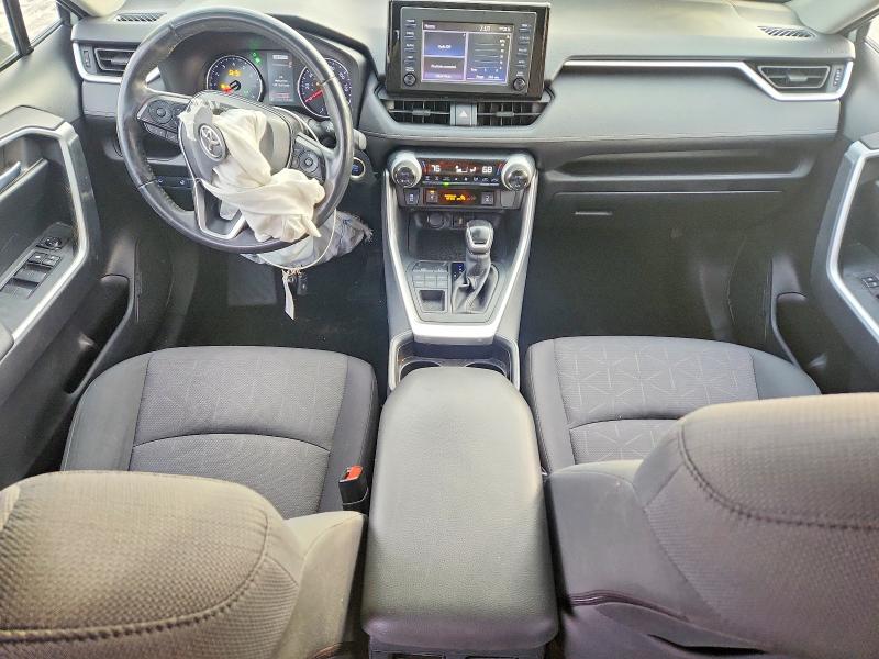 Photo 8 from auction – 2019 TOYOTA RAV4 XLE with VIN JTMP1RFV1KJ003389