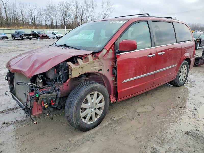 Photo 1 from auction – 2016 CHRYSLER TOWN & COU with VIN 2C4RC1BG7GR120344