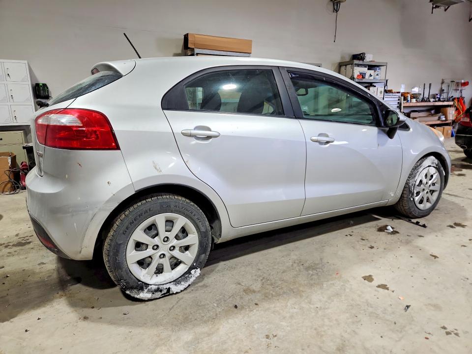 Photo 3 from auction – 2013 KIA RIO EX with VIN KNADN5A33D6222430