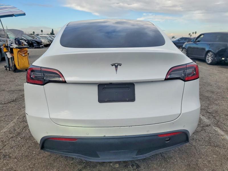 Photo 6 from auction – 2021 TESLA MODEL Y with VIN 5YJYGDED4MF114995