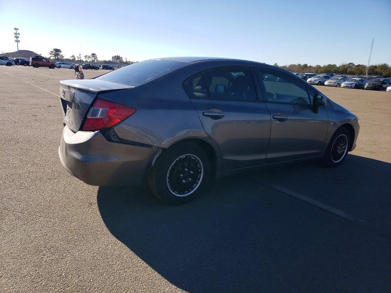 Photo 3 from auction – 2012 HONDA CIVIC with VIN 19XFB2F57CE372918