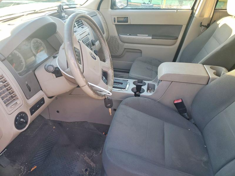 Photo 7 from auction – 2009 FORD ESCAPE with VIN 1FMCU93709KD05686