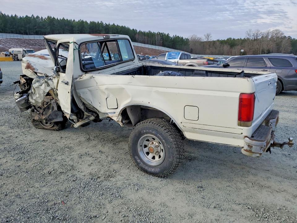 Photo 2 from auction – 1990 FORD F150 with VIN 1FTEF14Y4LNA86950