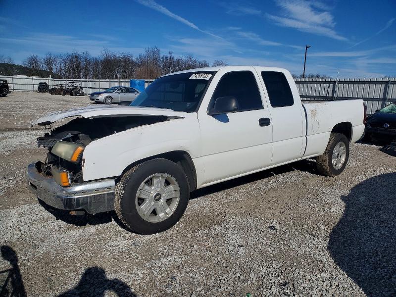 CHEVROLET SILVERADO 2004 with VIN 1GCEC19X94Z292784 - Photo from auction