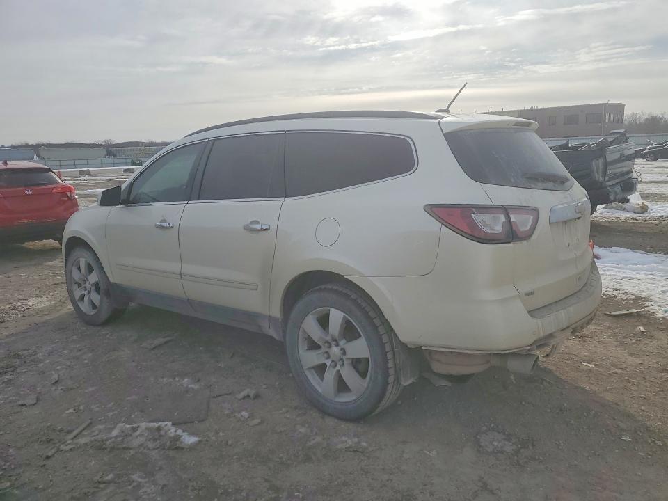 Photo 2 from auction – 2015 CHEVROLET TRAVERSE L with VIN 1GNKVJKD9FJ336627