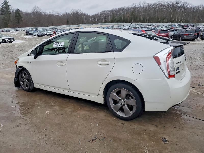 Photo 2 from auction – 2015 TOYOTA PRIUS with VIN JTDKN3DU9F0422964