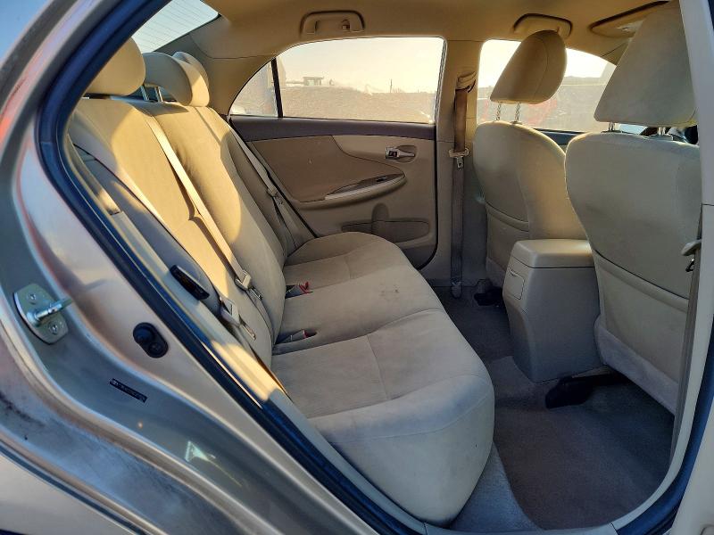 Foto 10 de la subasta – 2010 TOYOTA COROLLA BA con VIN 2T1BU4EE0AC377024