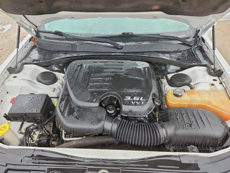 Photo 11 from auction – 2012 CHRYSLER 300 with VIN 2C3CCAAG4CH141163