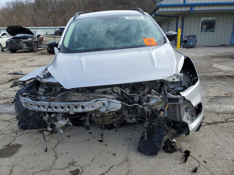 Photo 5 from auction – 2018 FORD ESCAPE SE with VIN 1FMCU9GD6JUD42332