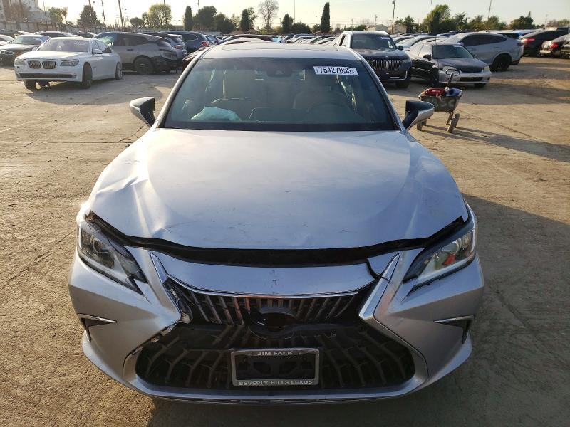 Photo 5 from auction – 2023 LEXUS ES with VIN 58ADA1C11PU028986