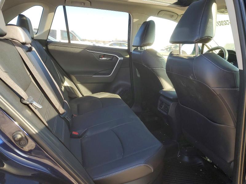 Photo 11 from auction – 2022 TOYOTA RAV4 LIMIT with VIN JTMD6RFV5ND054899