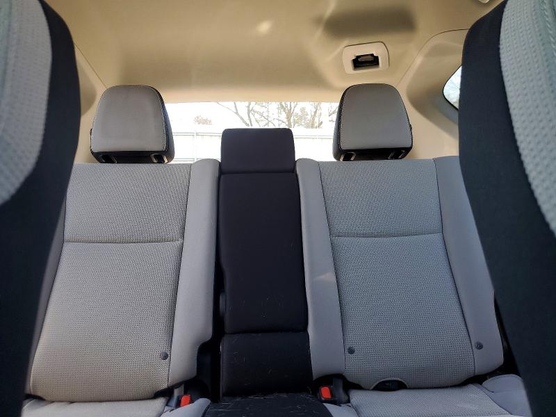 Photo 10 from auction – 2017 TOYOTA RAV4 XLE with VIN 2T3WFREV7HW343817